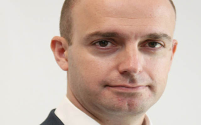 ¿Cómo pueden optimizar las empresas su gasto en taxis y qué herramientas existen para ello?