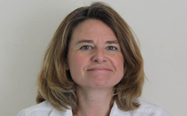 ¿Cuáles son los pasos que hay que dar en un proceso de globalización de la cuenta de viajes?