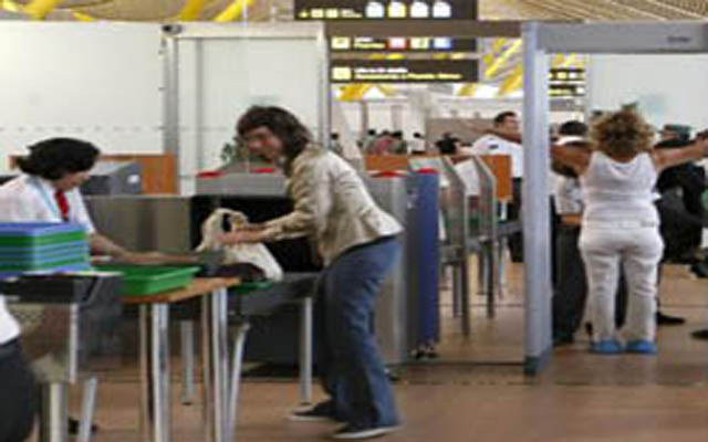 Madrid-Barajas hará preinspecciones a los viajeros que vuelen a Estados Unidos