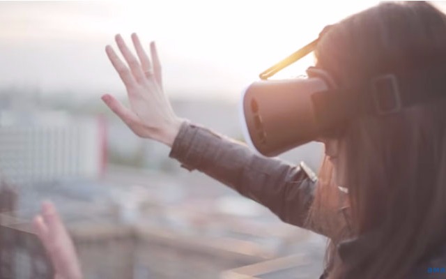 First travel search and booking experience through virtual reality