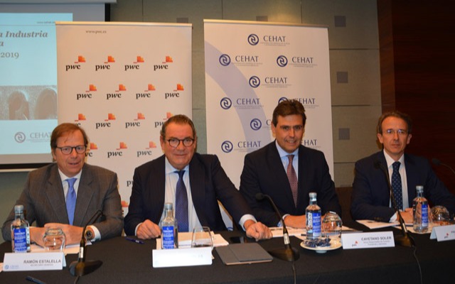 Hotel sector expects a stable season, despite economic and political uncertainty