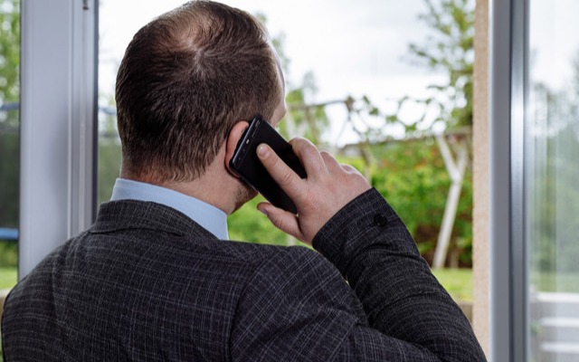 Tips for working from home while maintaining productivity and mental health