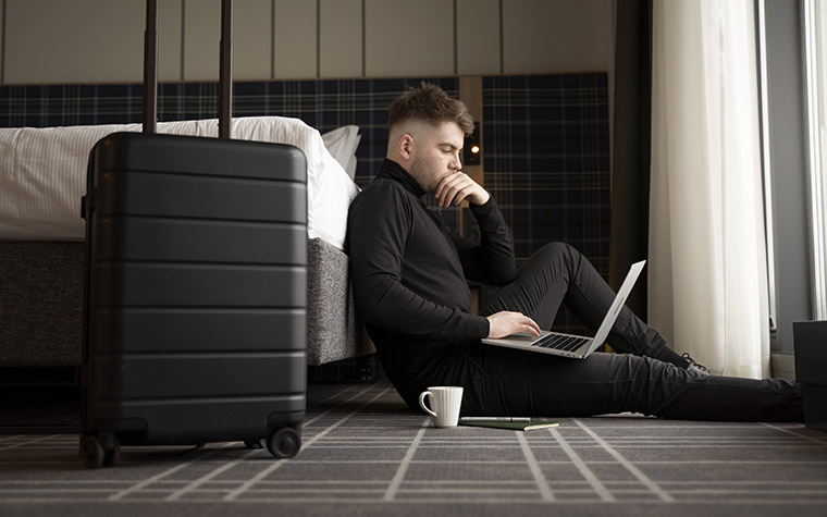 The importance of digital disconnection during a corporate trip