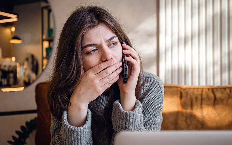 Reservas falsas, voces clonadas y WhatsApp: las estafas digitales, cada vez más refinadas