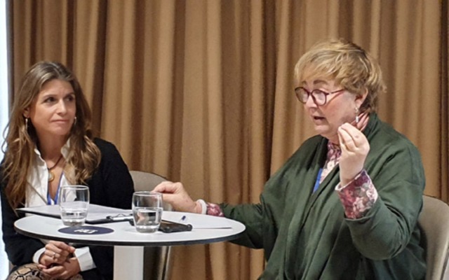 Las personas que viajan en las empresas son más felices