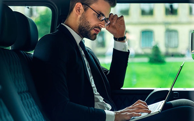 El uso de transporte compartido entre empleados ahorra un 35% en combustible