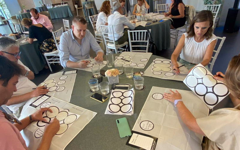 Aumente as suas vendas no novo ecossistema de Reuniões e Eventos