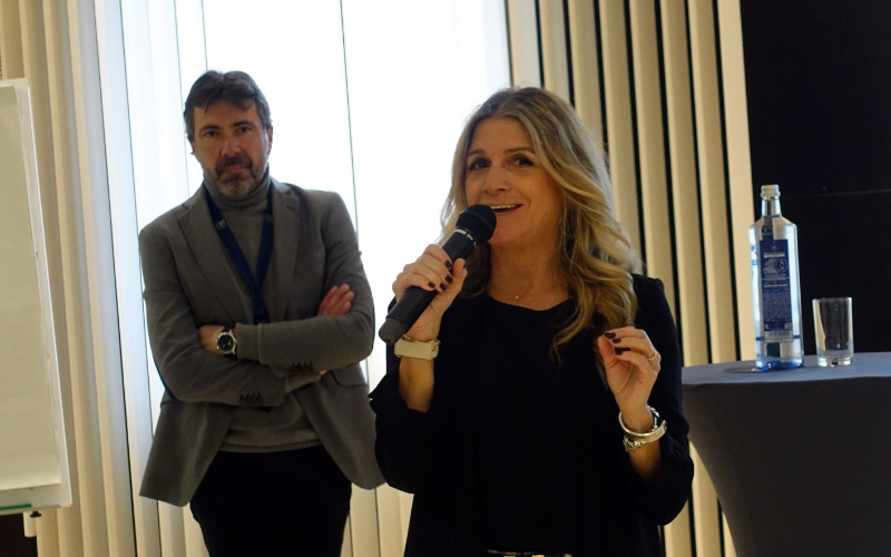 Verificação completa das viagens de negócios_Madrid