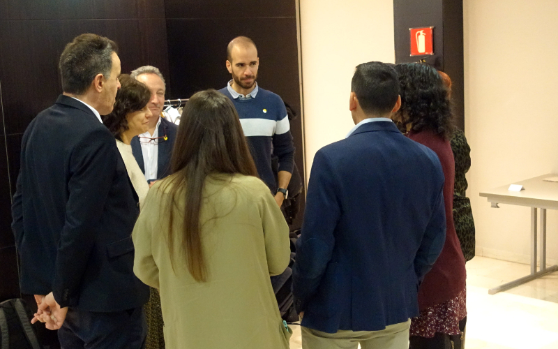 Verificação completa das viagens de negócios_Madrid