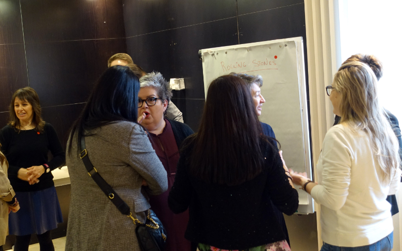 Verificação completa das viagens de negócios_Madrid