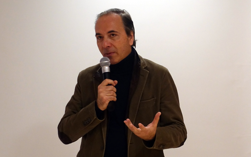 Verificação completa das viagens de negócios_Madrid