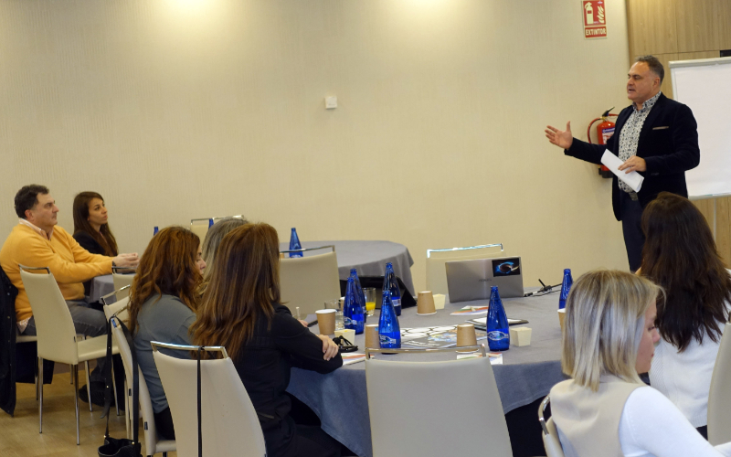 Como conter os gastos em viagens de negócios_Madrid