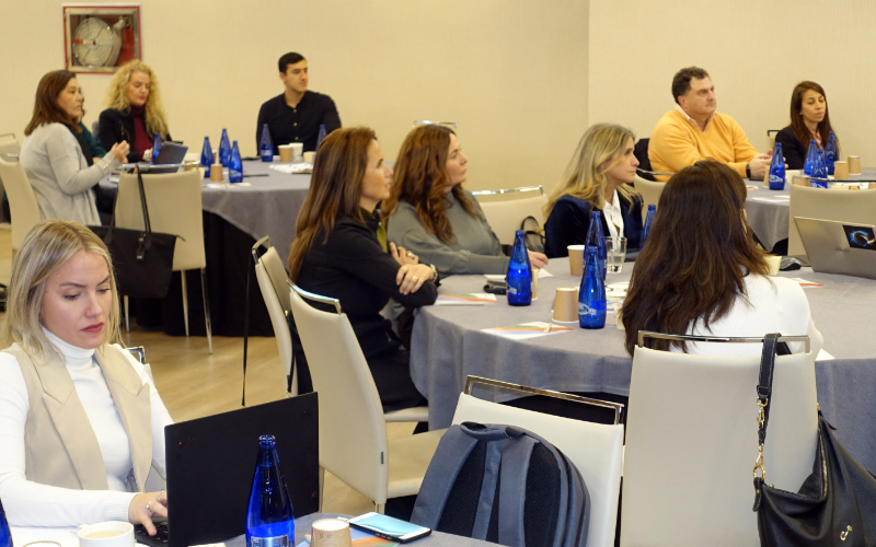 Como conter os gastos em viagens de negócios_Madrid