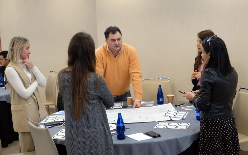 Como conter os gastos em viagens de negócios_Madrid