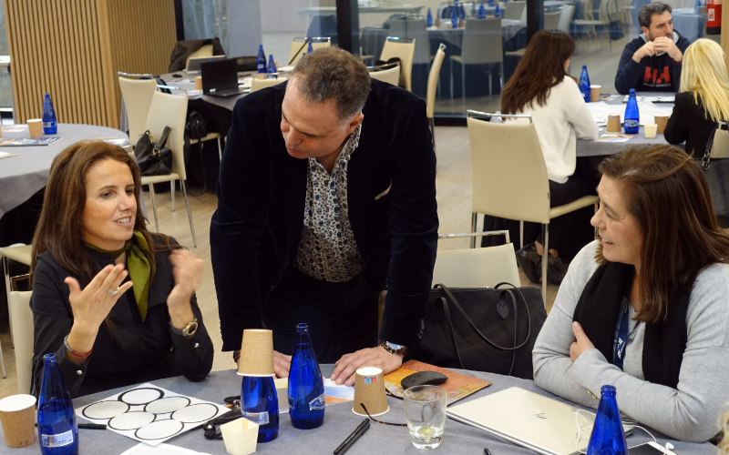 Como conter os gastos em viagens de negócios_Madrid