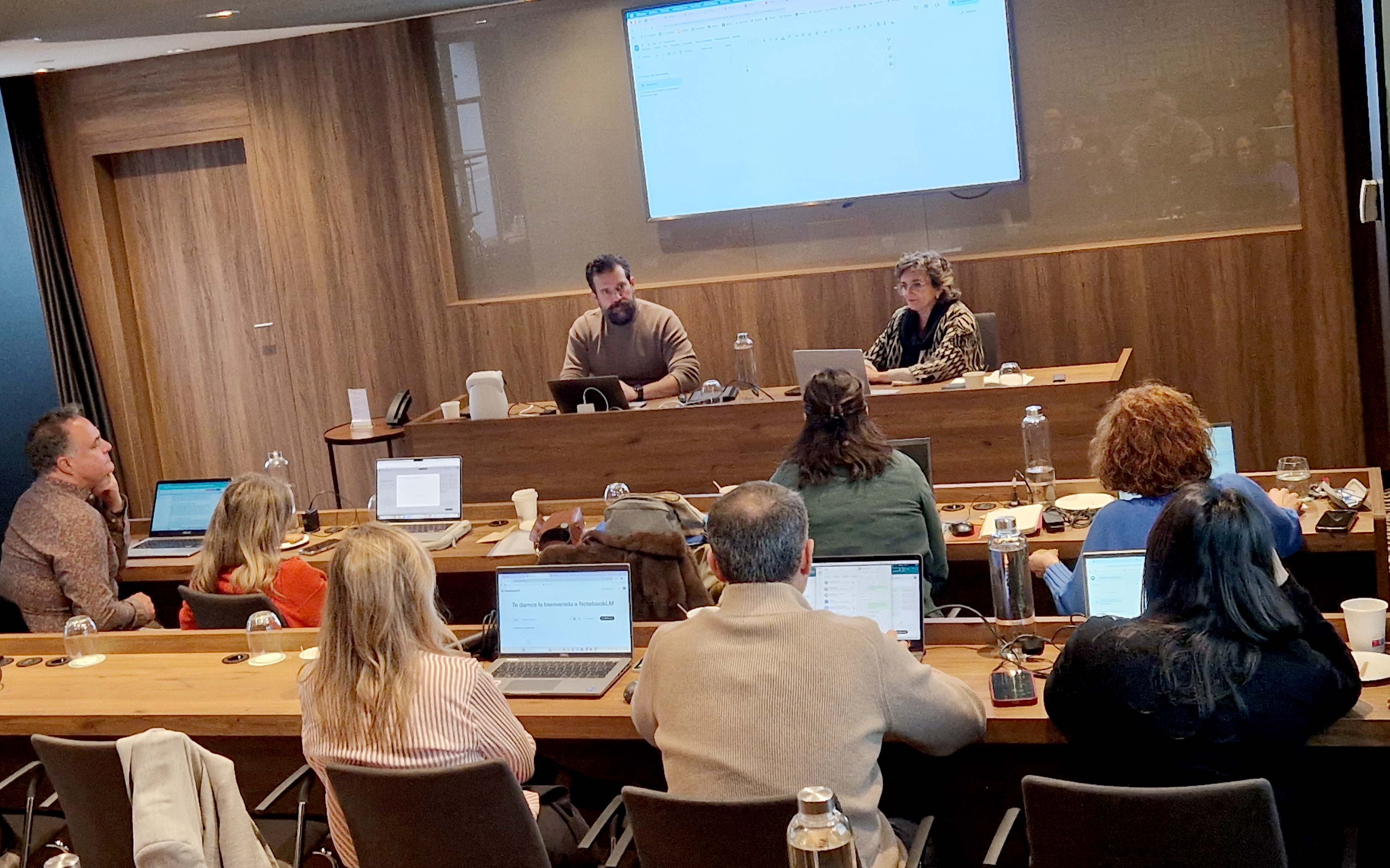 Curso de IA Generativa aplicada al sector MICE_Madrid