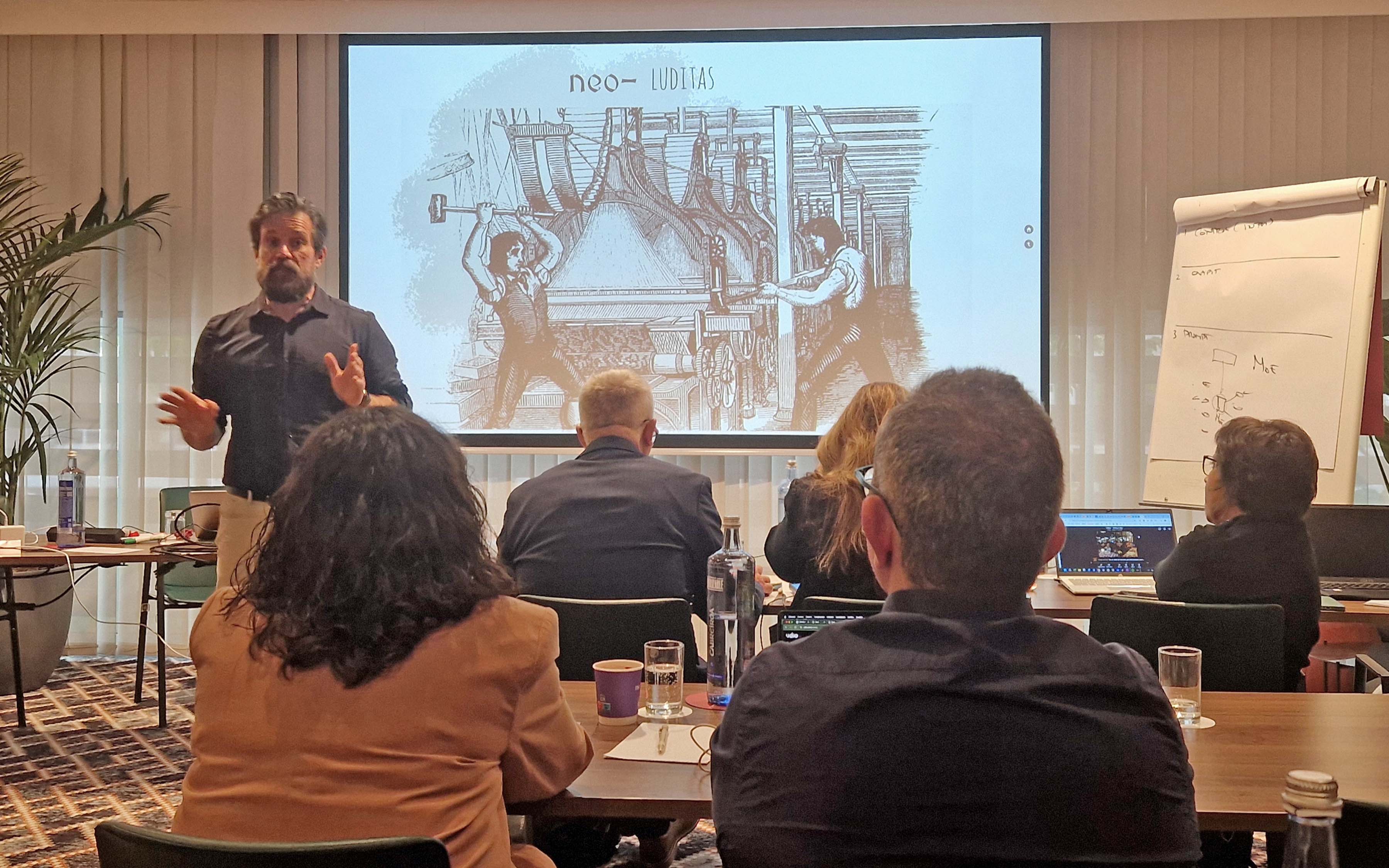 CURSO DE PRODUTIVIDADE GENERATIVA EM VIAGENS DE NEGÓCIOS_Madrid