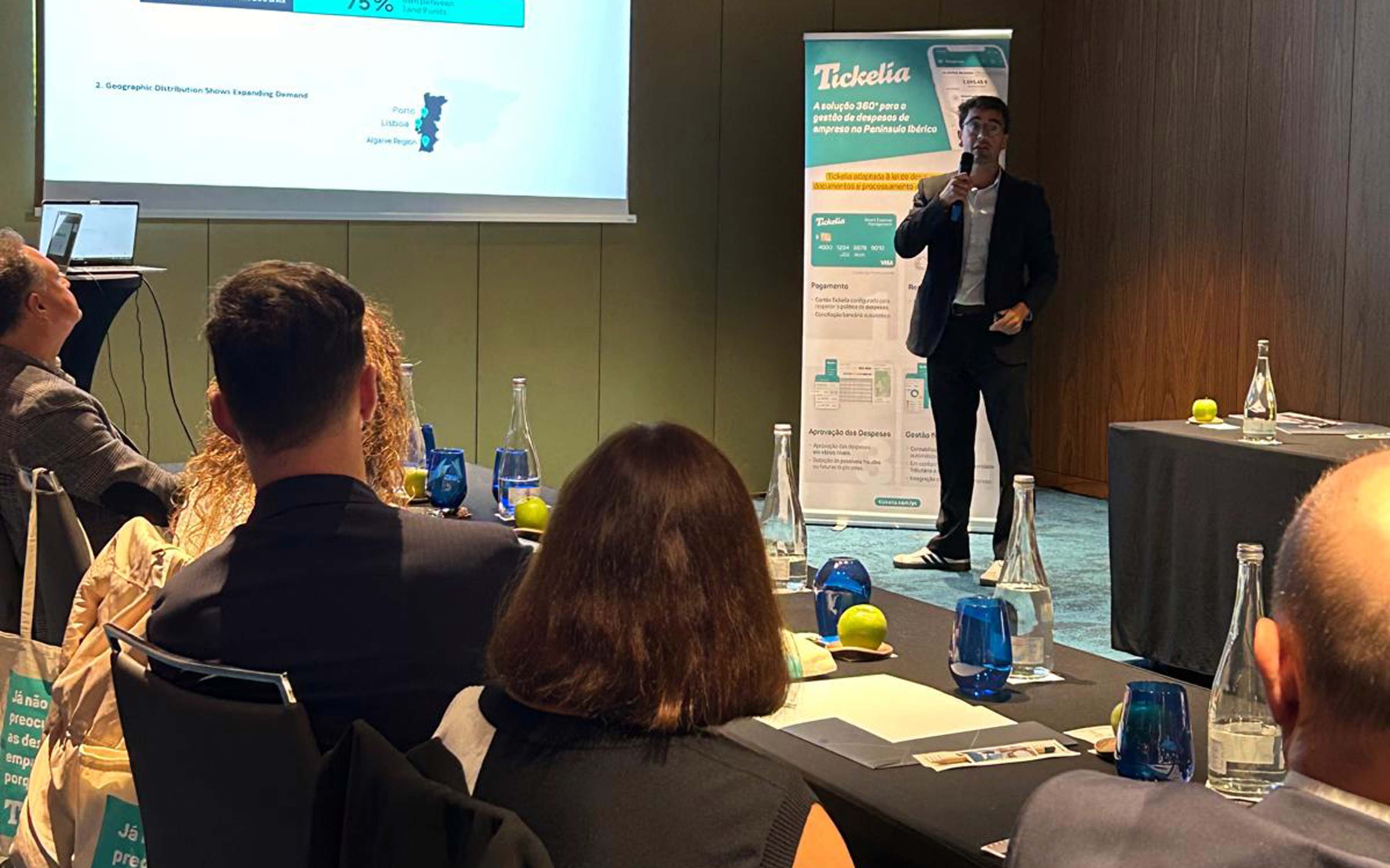 Challenges and opportunities in business travel for 2025_Oporto