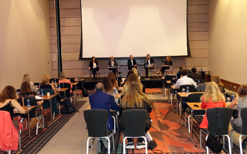 Estratégias de Viagens de Negócios 2023 Tecnologia e Sustentabilidade_Valencia