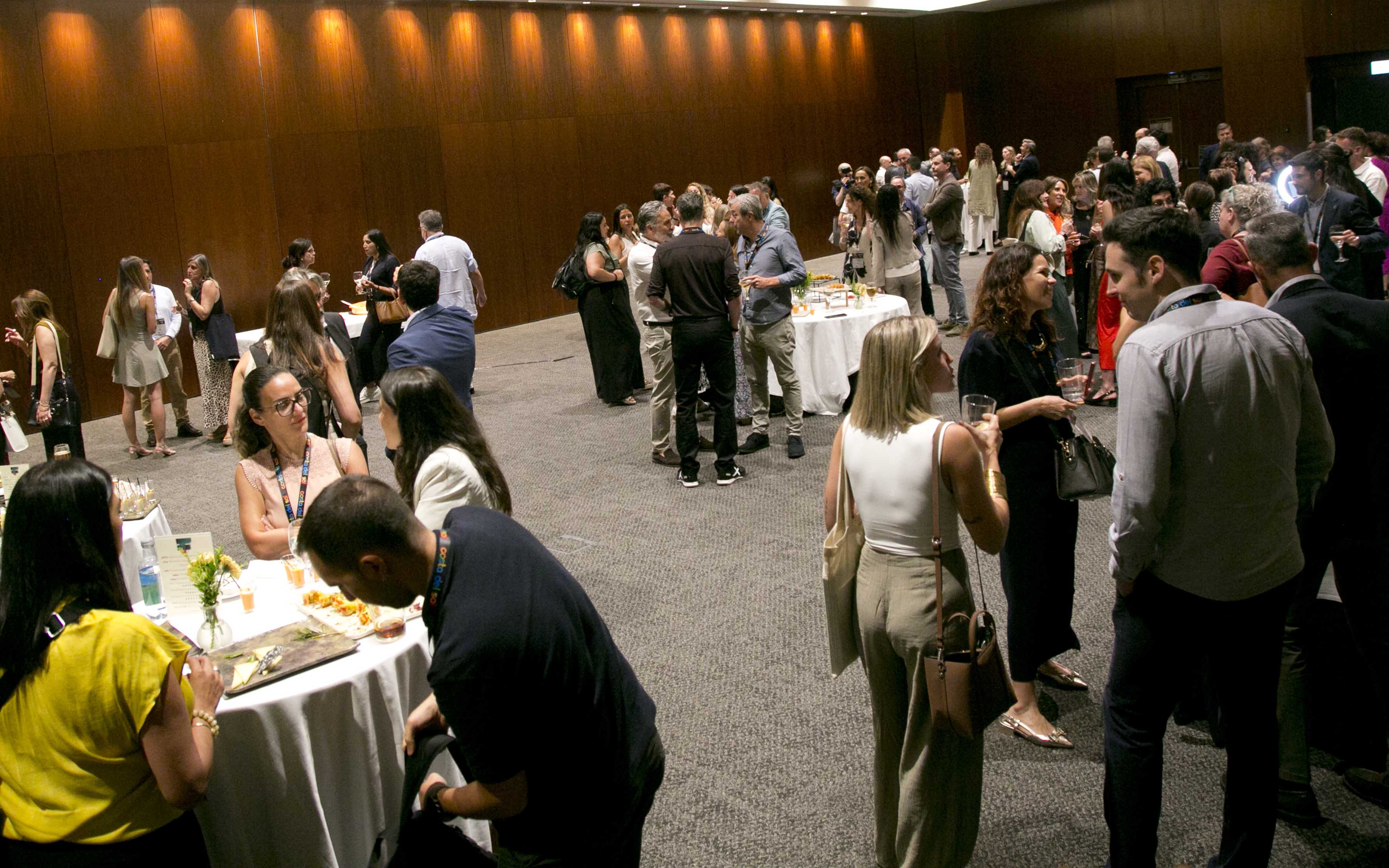 IV Innovation Summit Business Travel & MICE - Conectando Personas