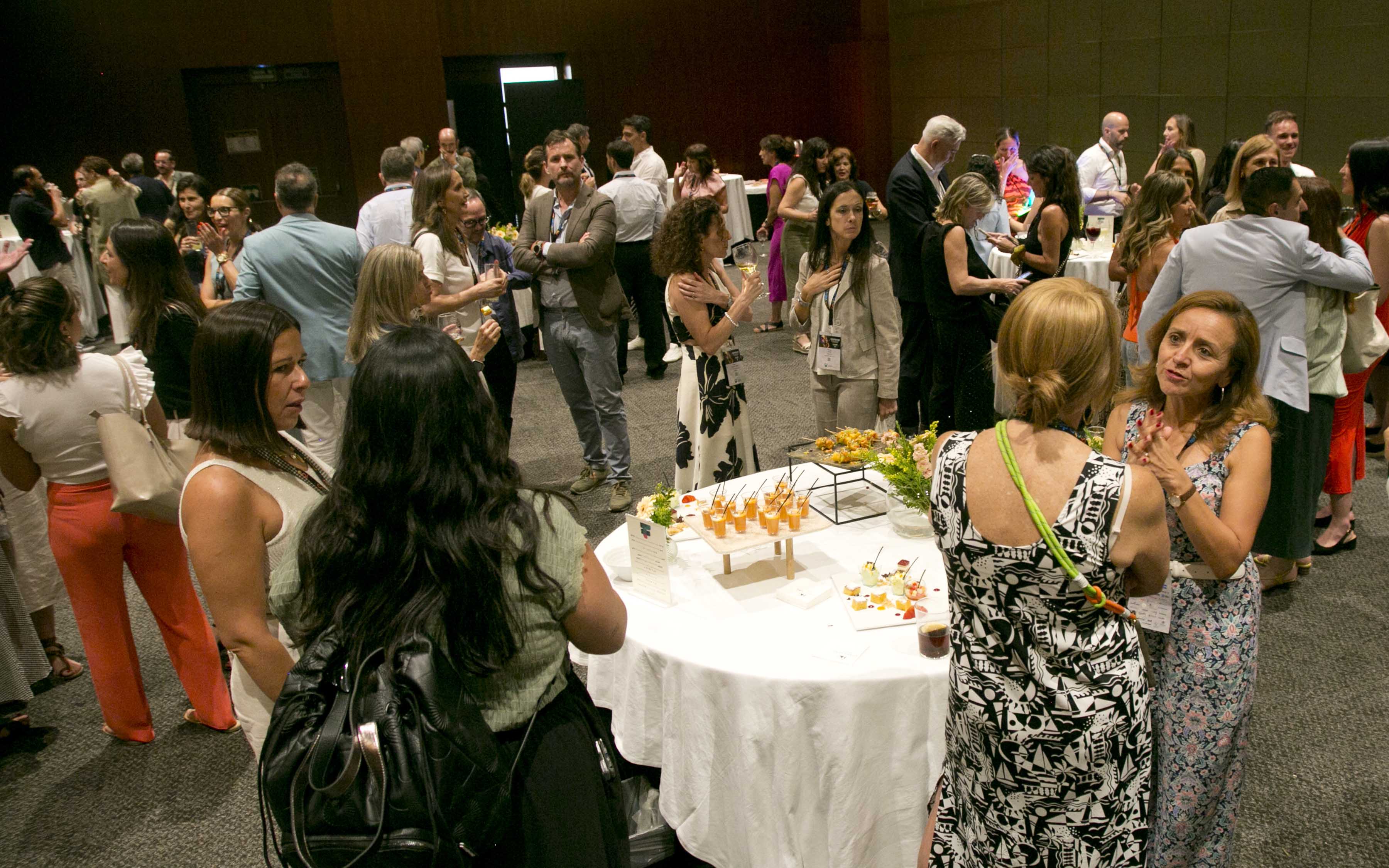 IV Innovation Summit Business Travel & MICE - Conectando Personas