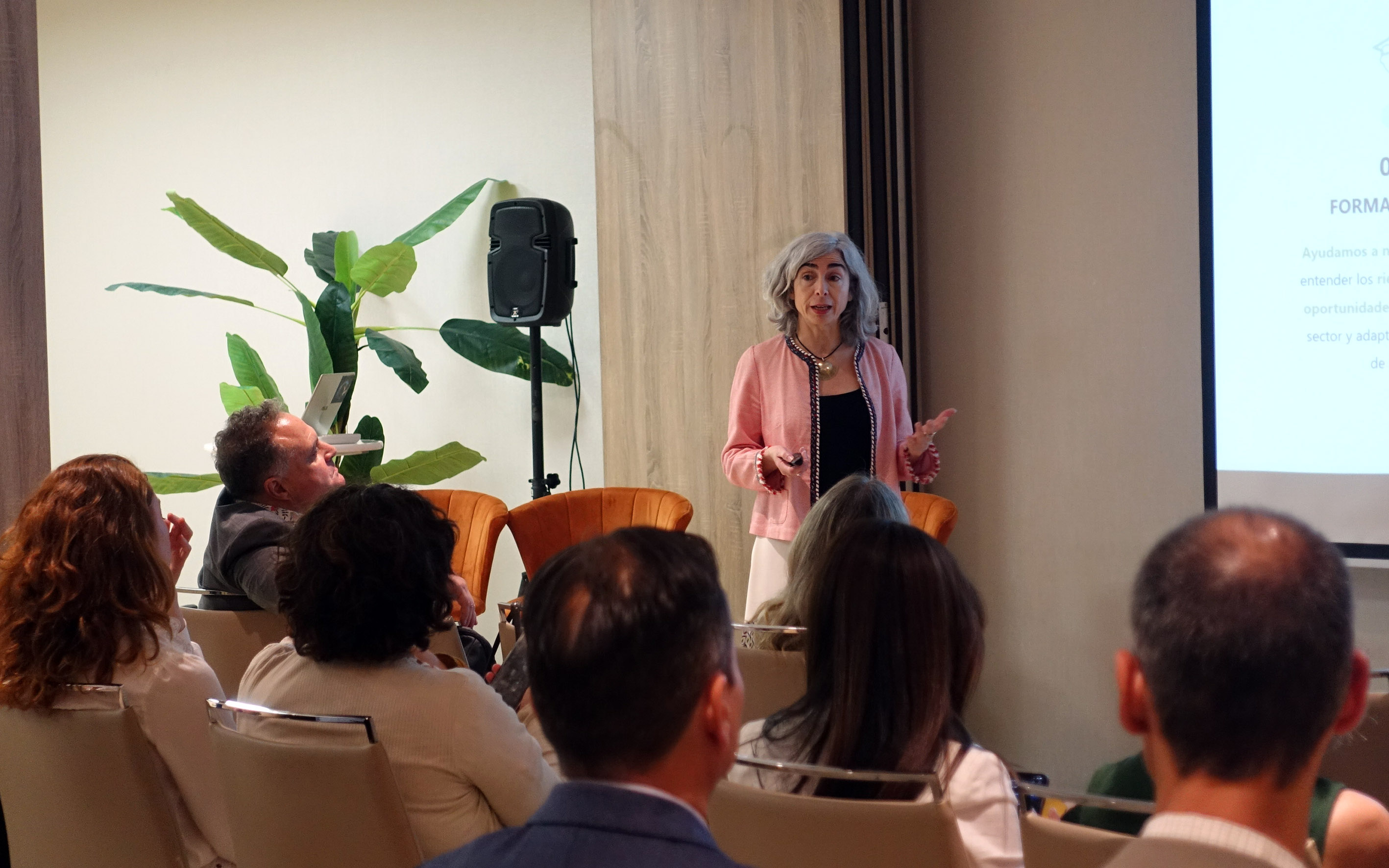 Pegada de carbono Net Zero nas viagens de negócios_Madrid