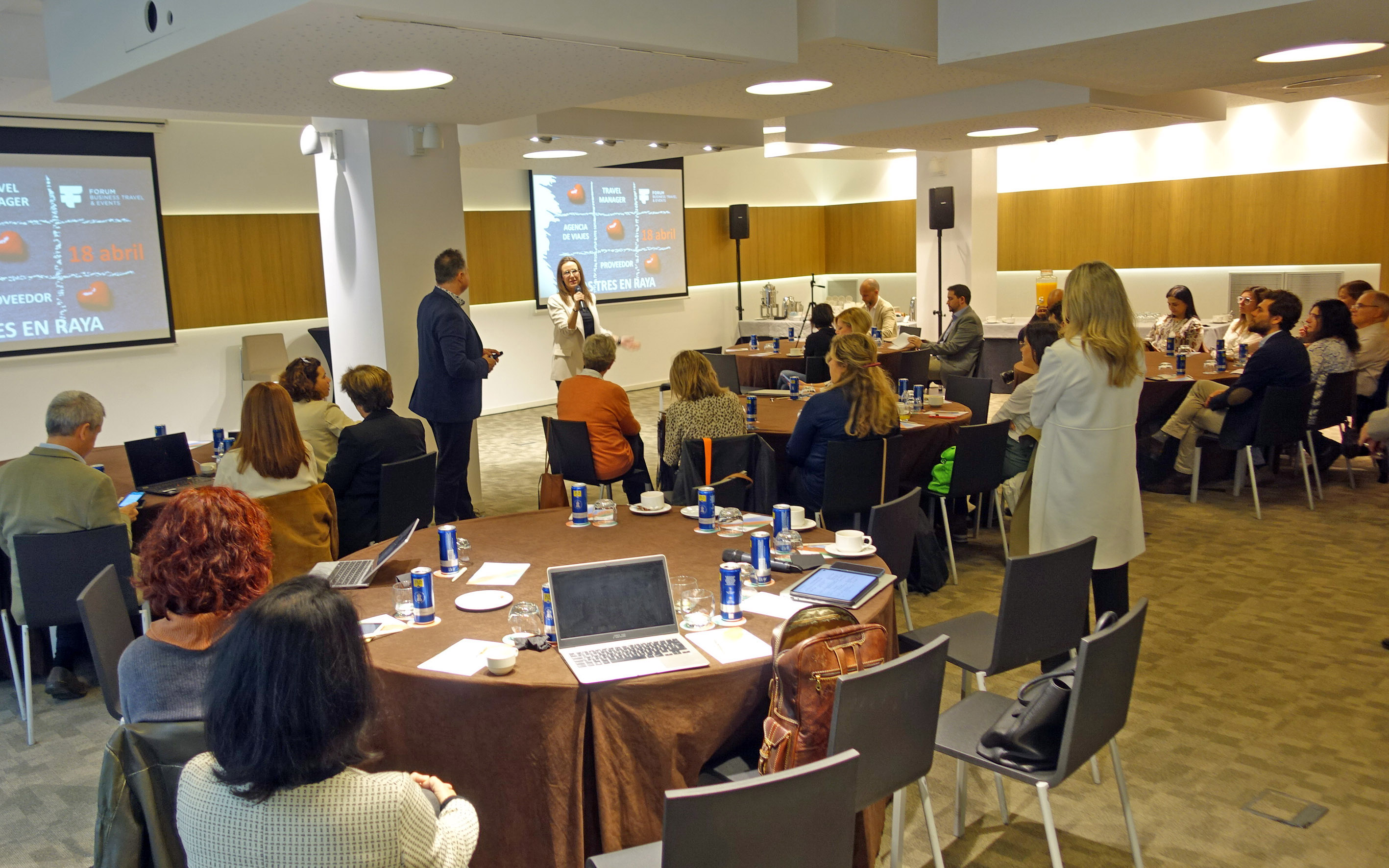 Os 3 em linha: Gestor de viagens-Agência de viagens-Fornecedor_Barcelona