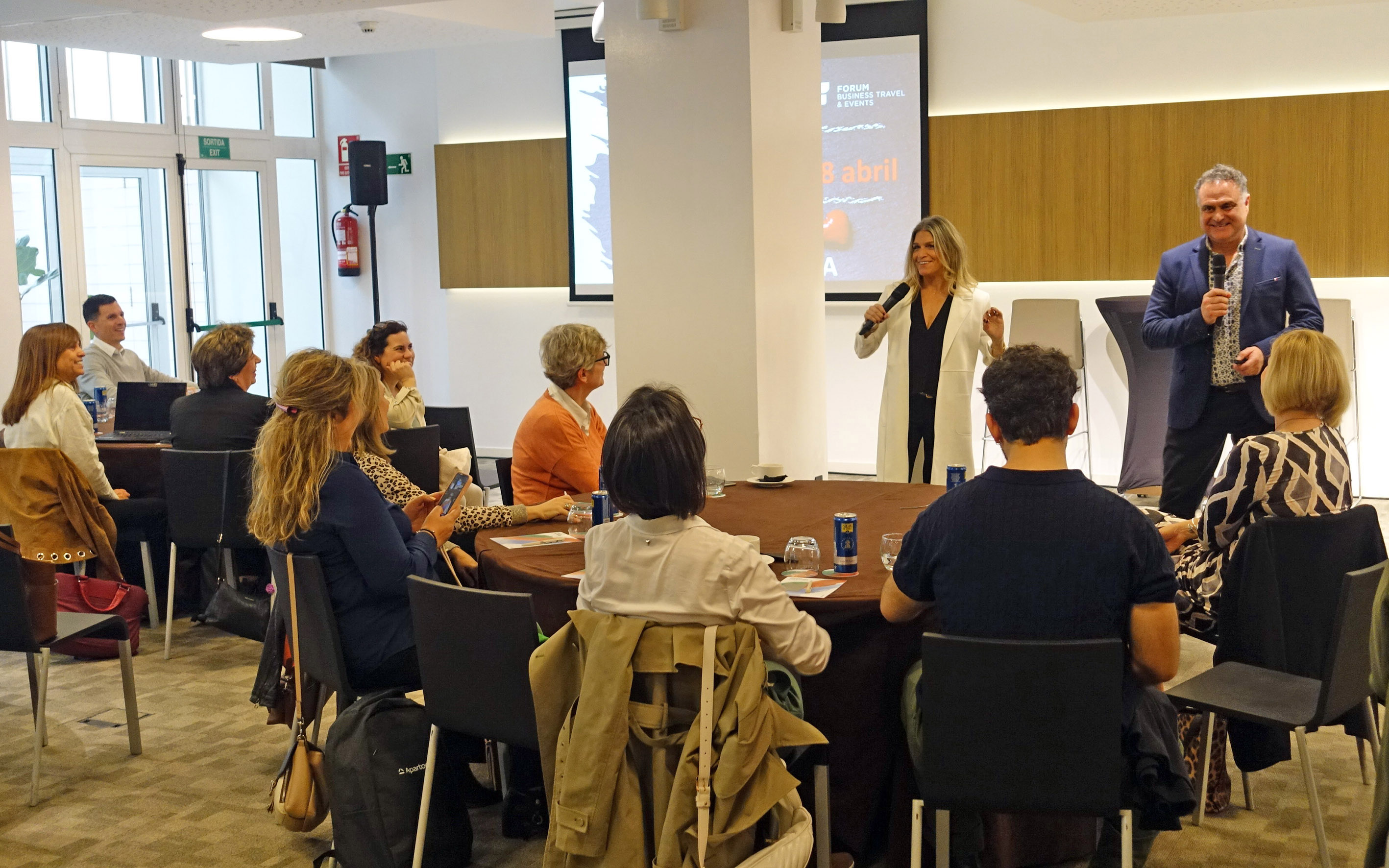 Os 3 em linha: Gestor de viagens-Agência de viagens-Fornecedor_Barcelona