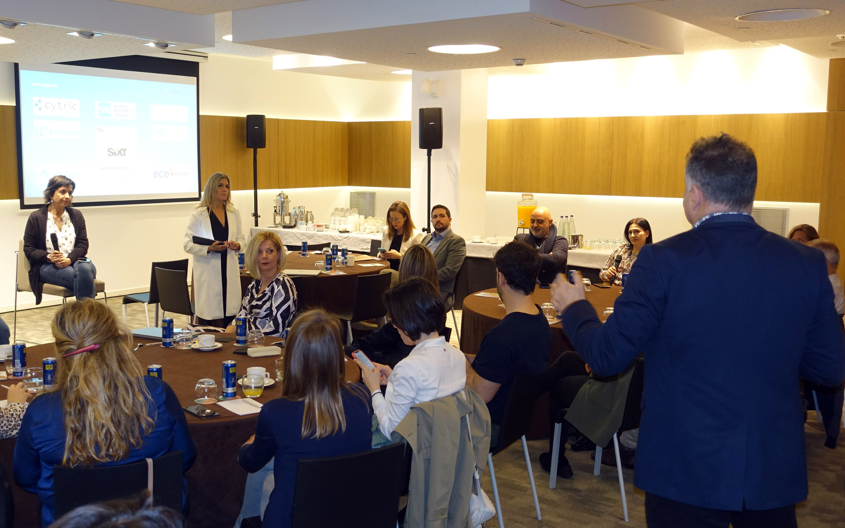 Os 3 em linha: Gestor de viagens-Agência de viagens-Fornecedor_Barcelona