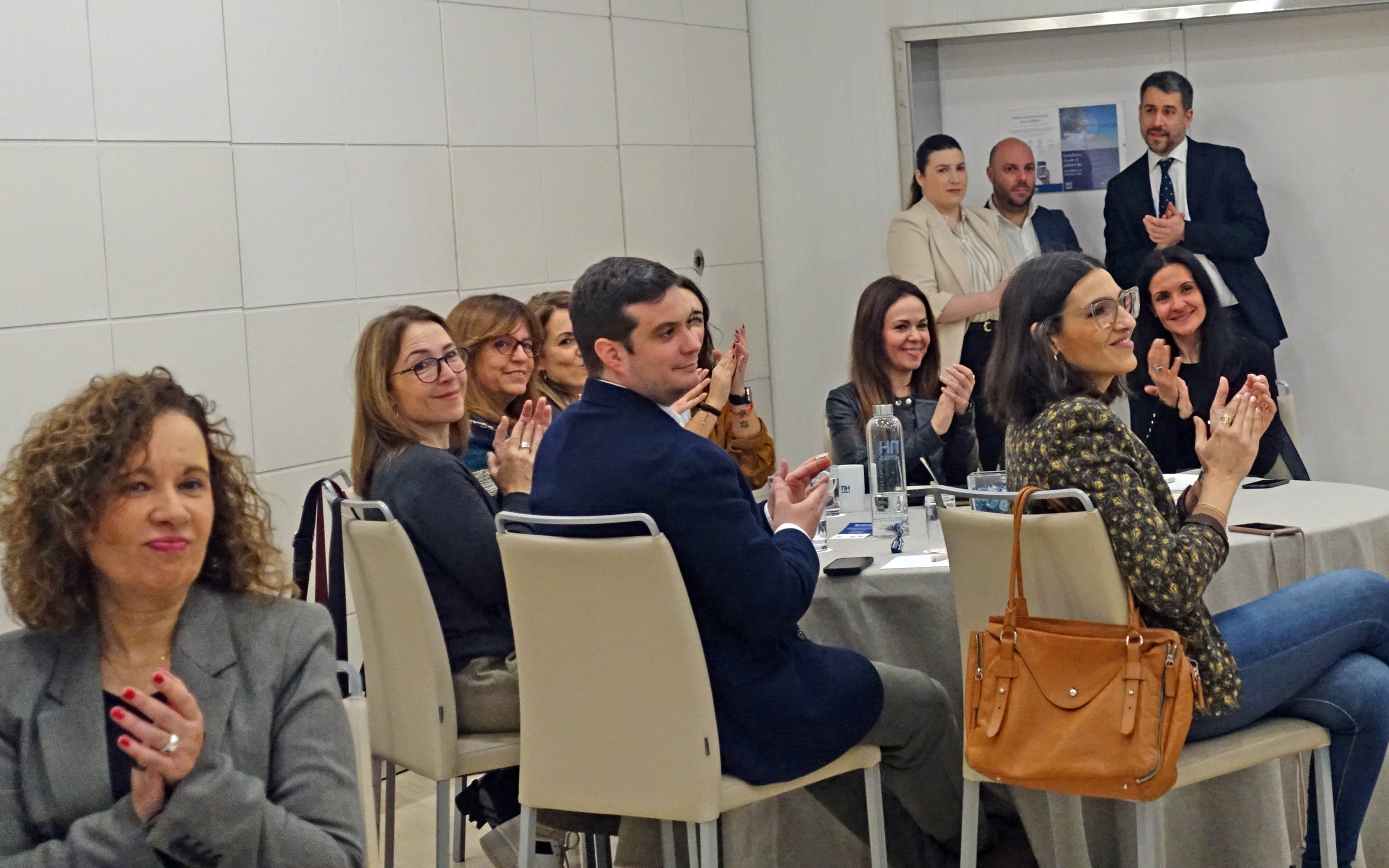 Manual de sobrevivência face à subida dos preços nas viagens de negócios_Barcelona