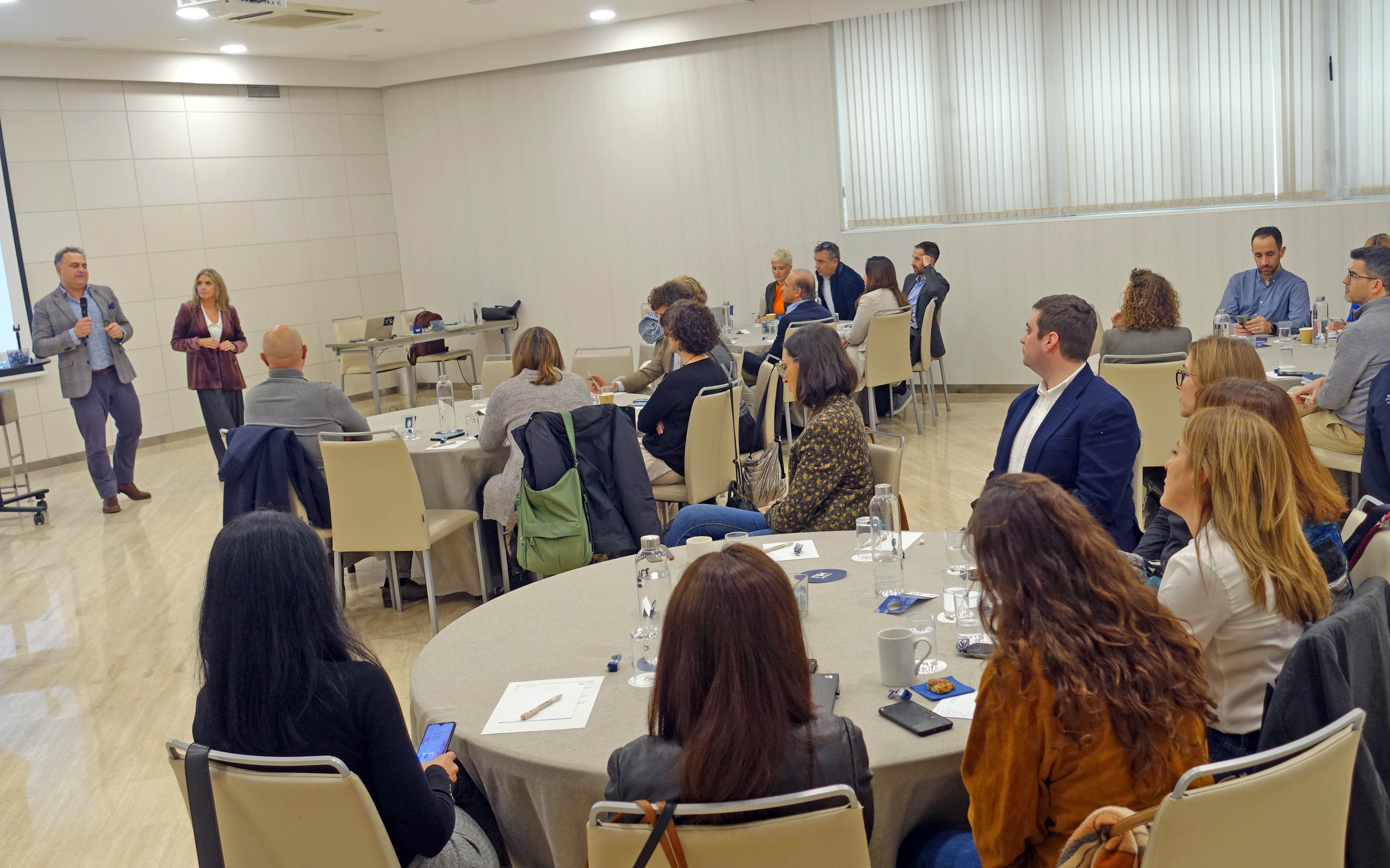 Manual de sobrevivência face à subida dos preços nas viagens de negócios_Barcelona