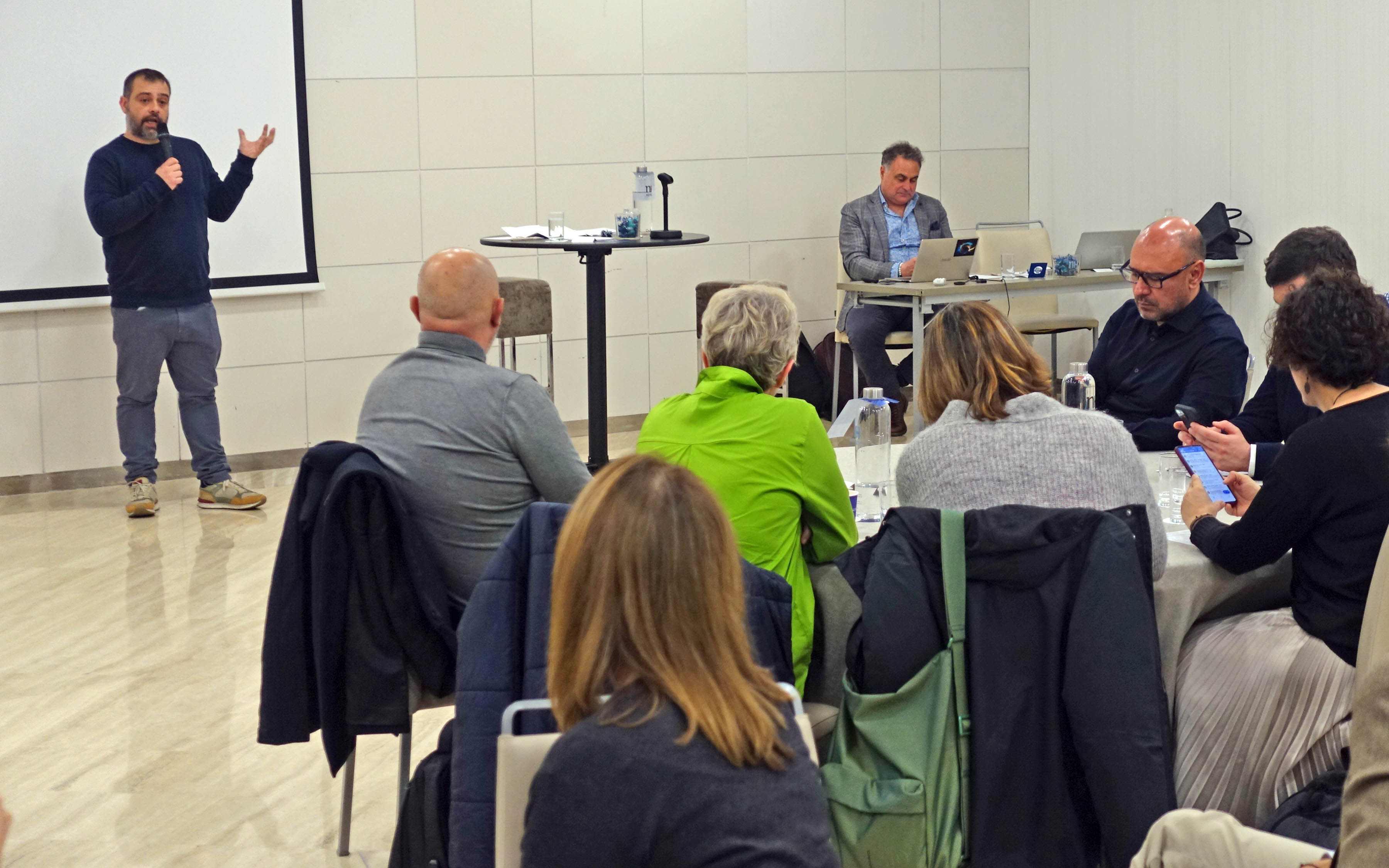 Manual de sobrevivência face à subida dos preços nas viagens de negócios_Barcelona