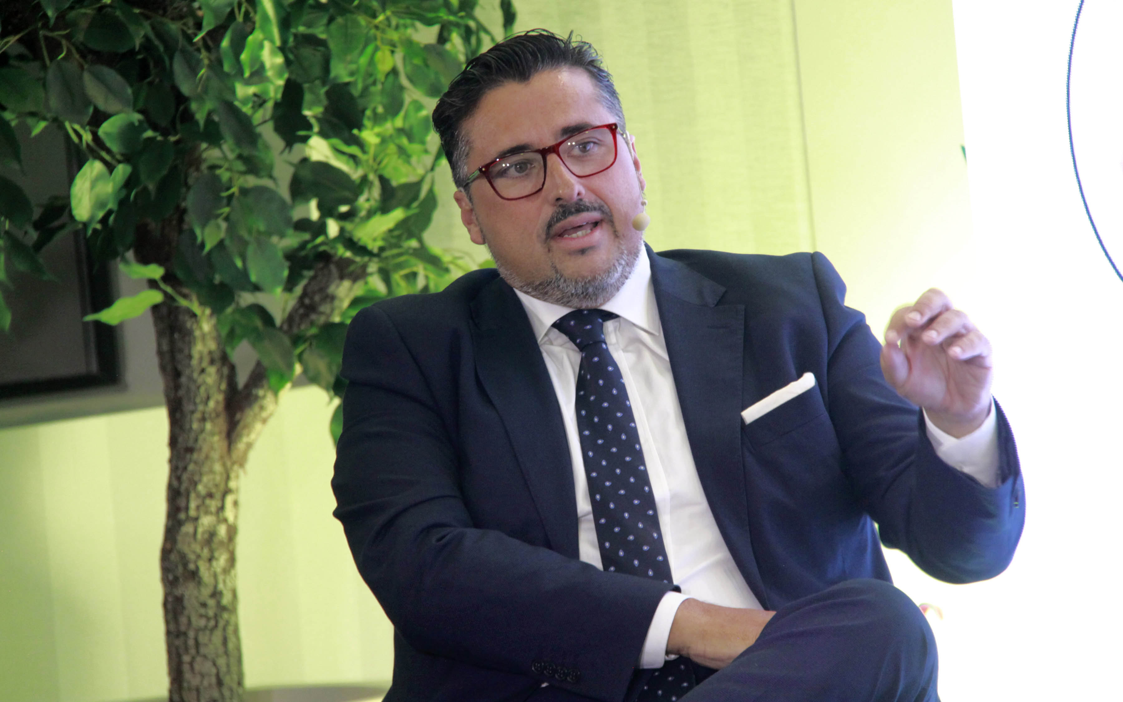 MICE Hub by Newlink_Engagement que transcende: Ligar-se à NewGen em eventos empresariais