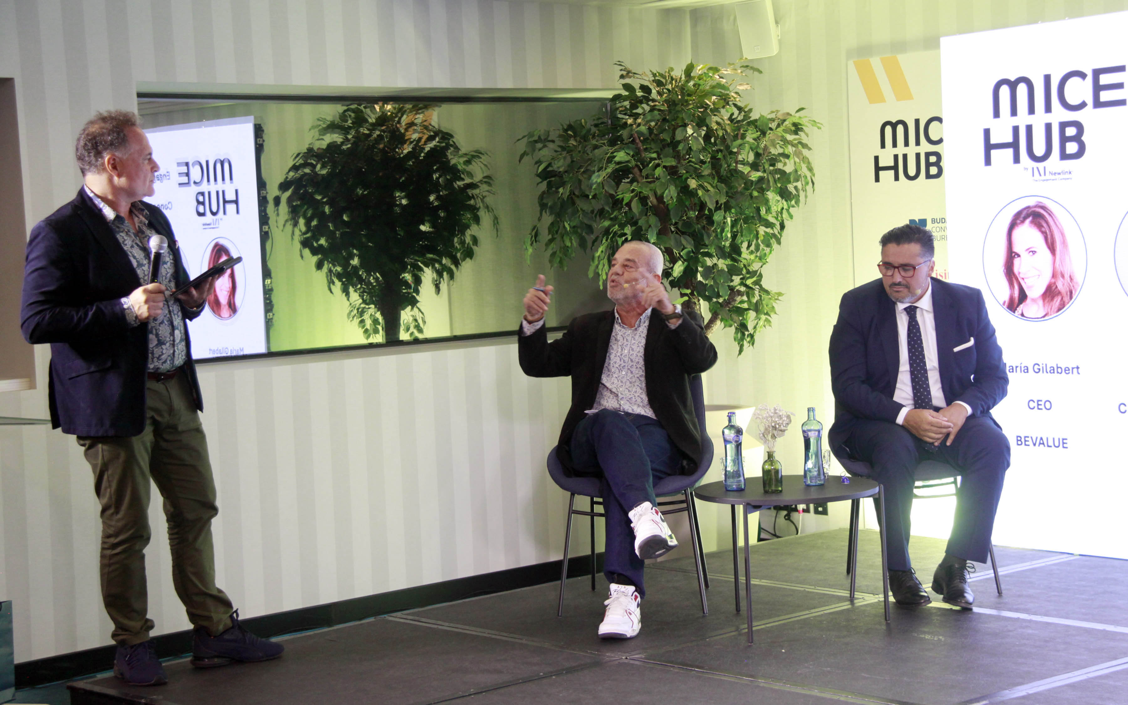 MICE Hub by Newlink_Engagement que transcende: Ligar-se à NewGen em eventos empresariais