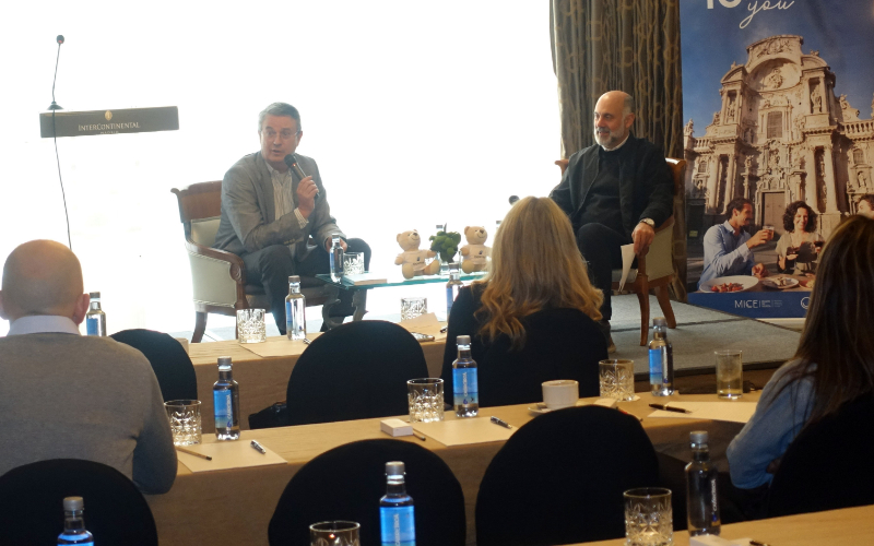 Oportunidades e desafios do trabalho híbrido na mobilidade dos trabalhadores_Madrid