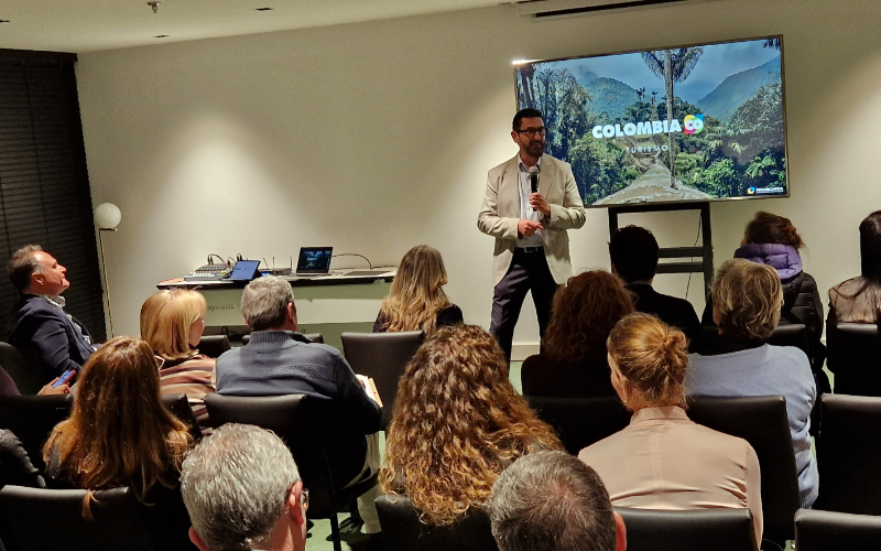 Apresentação da ProColombia e da Avianca
