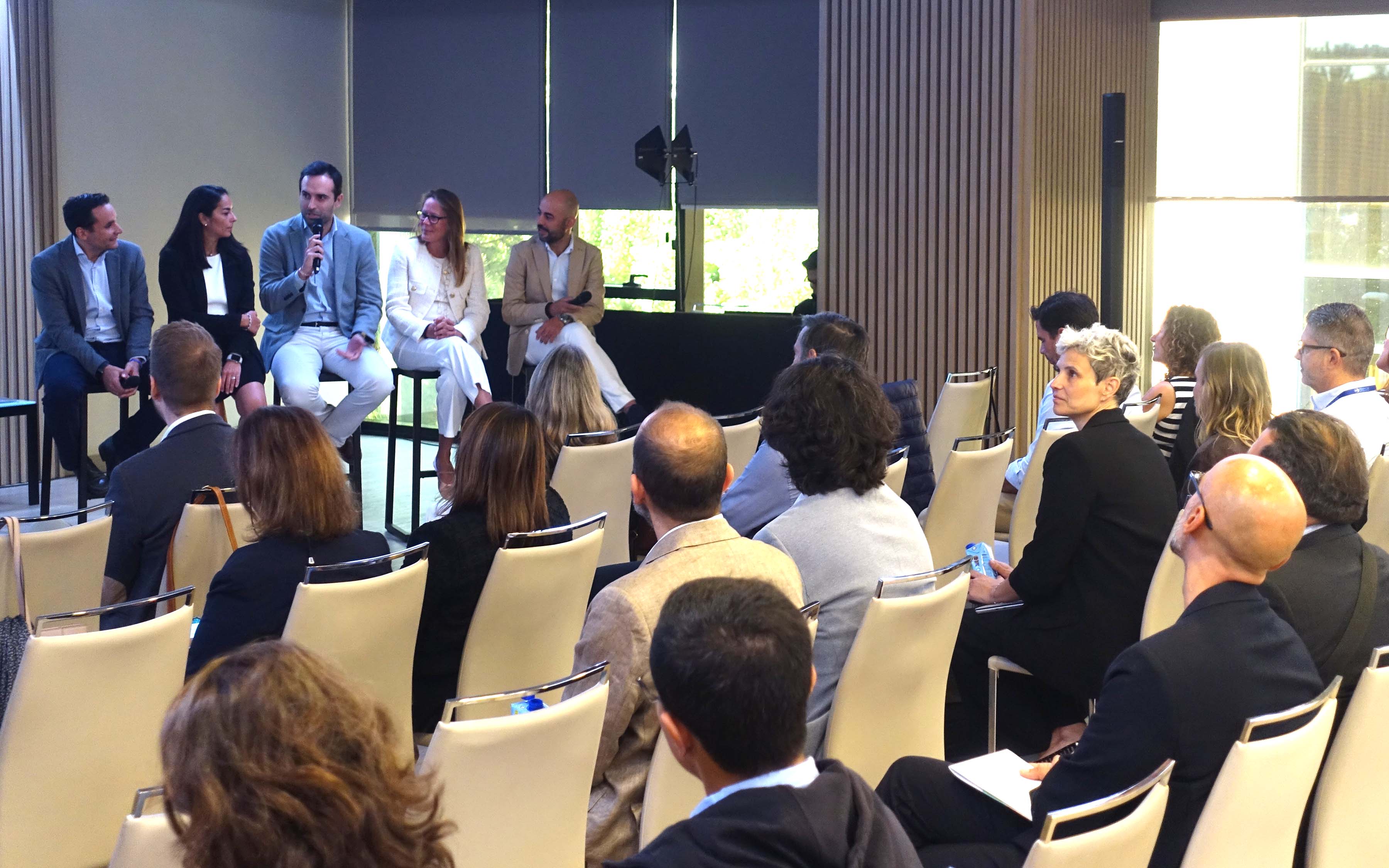 Traveling in troubled times: keys to dealing with international instability_Madrid