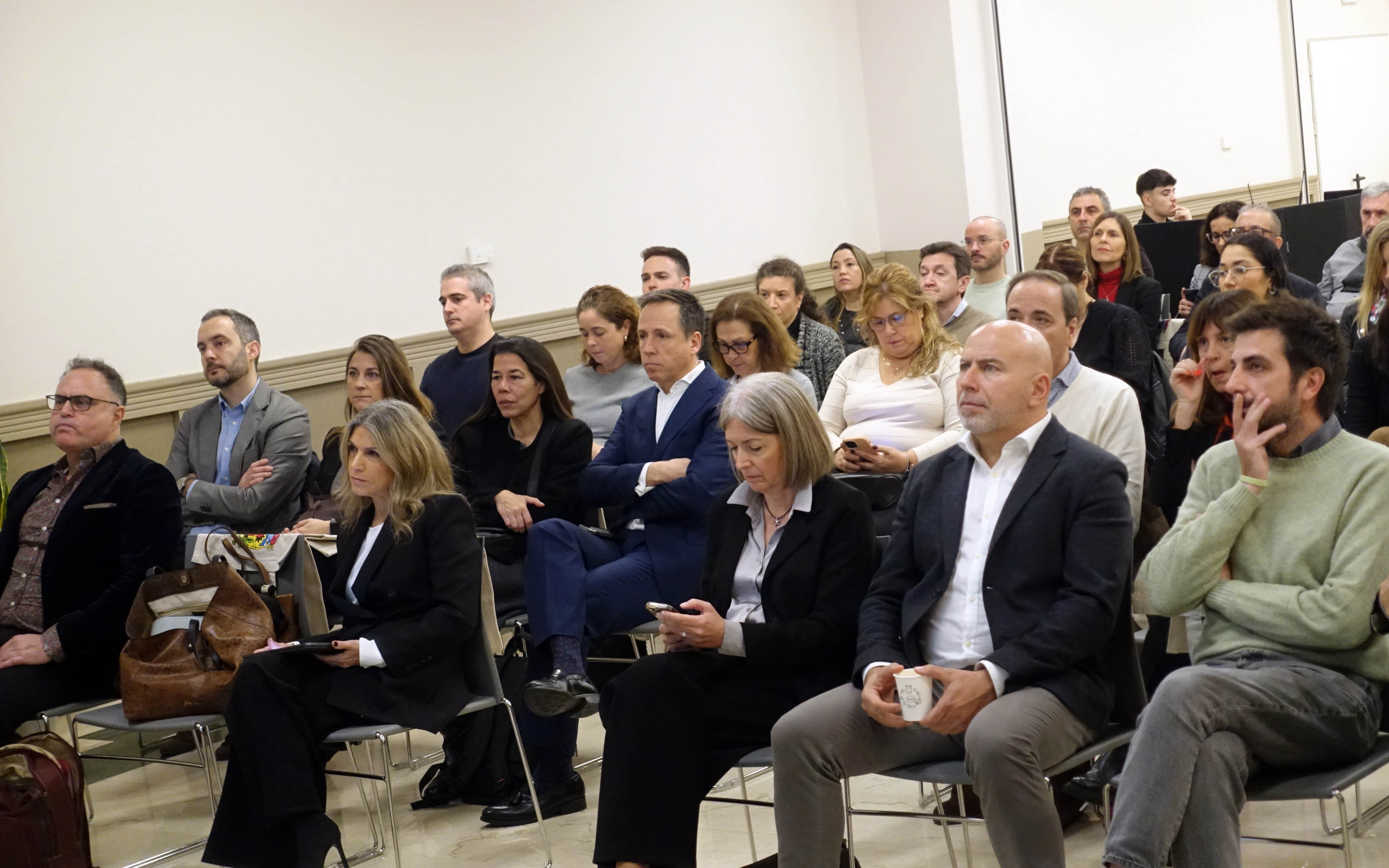 Viajar mais e poluir menos: o paradoxo sustentável_Barcelona