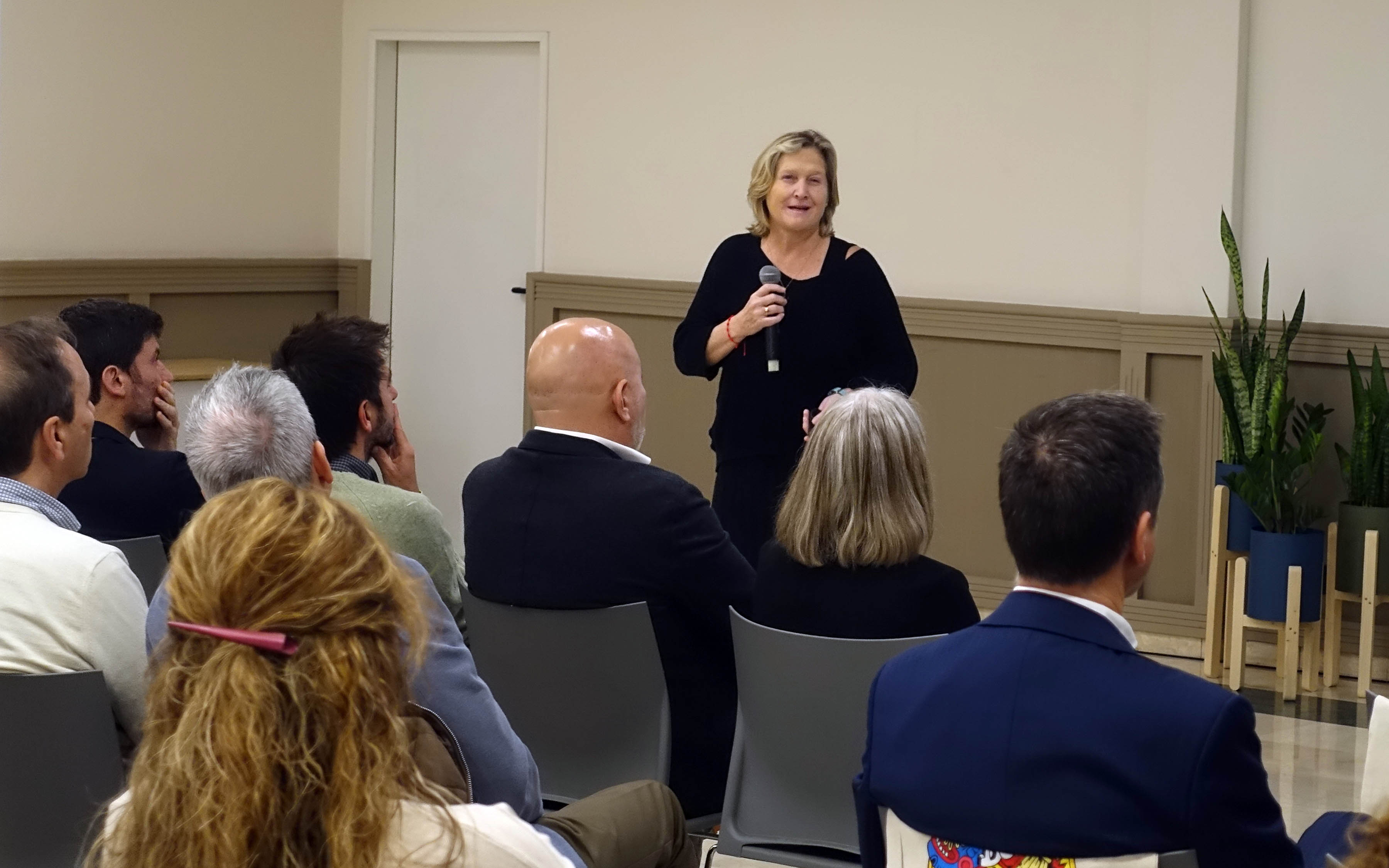 Viajar mais e poluir menos: o paradoxo sustentável_Barcelona