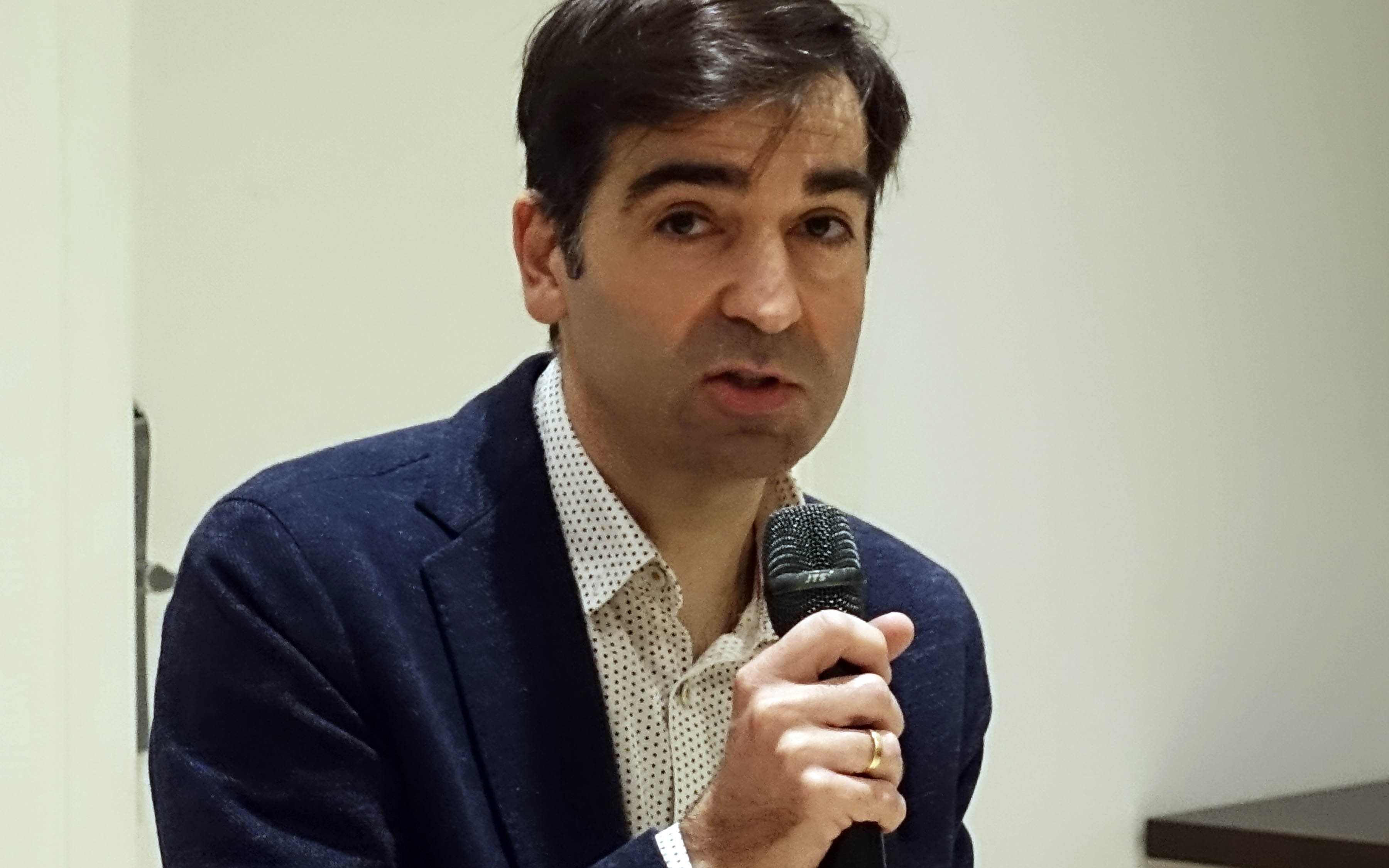 Viajar mais e poluir menos: o paradoxo sustentável_Madrid