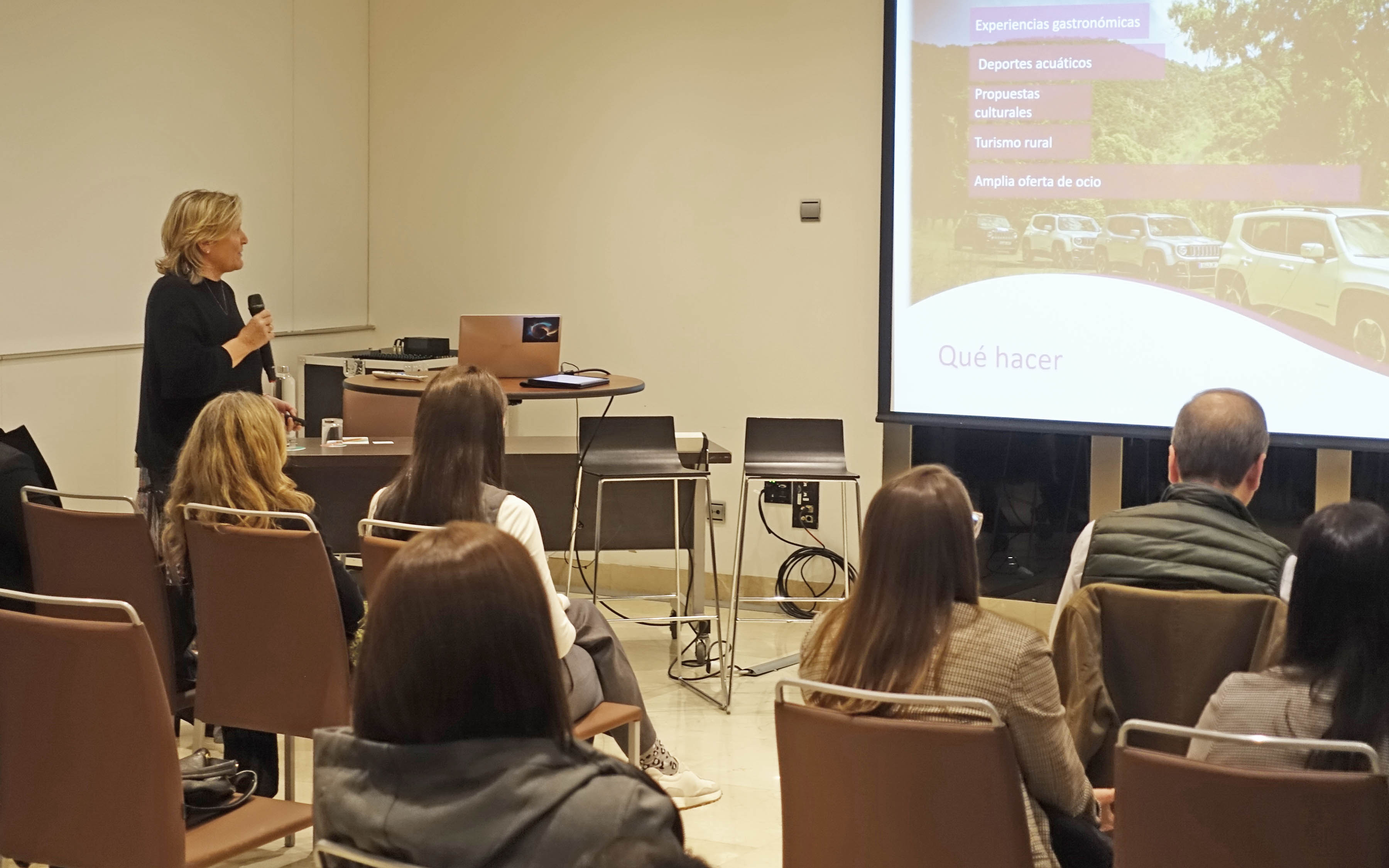 Viajar mais e poluir menos: o paradoxo sustentável_Madrid