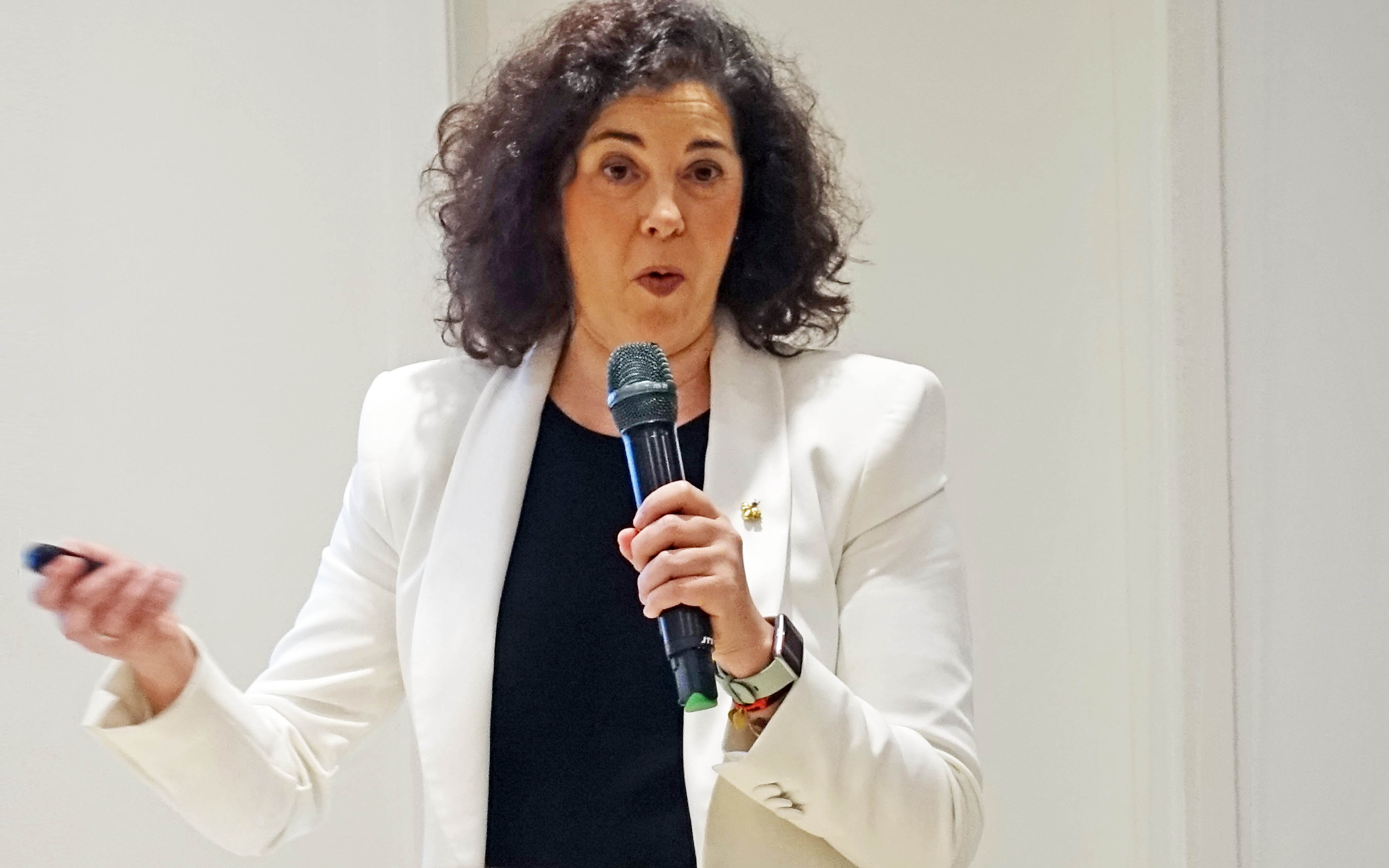 Viajar mais e poluir menos: o paradoxo sustentável_Madrid