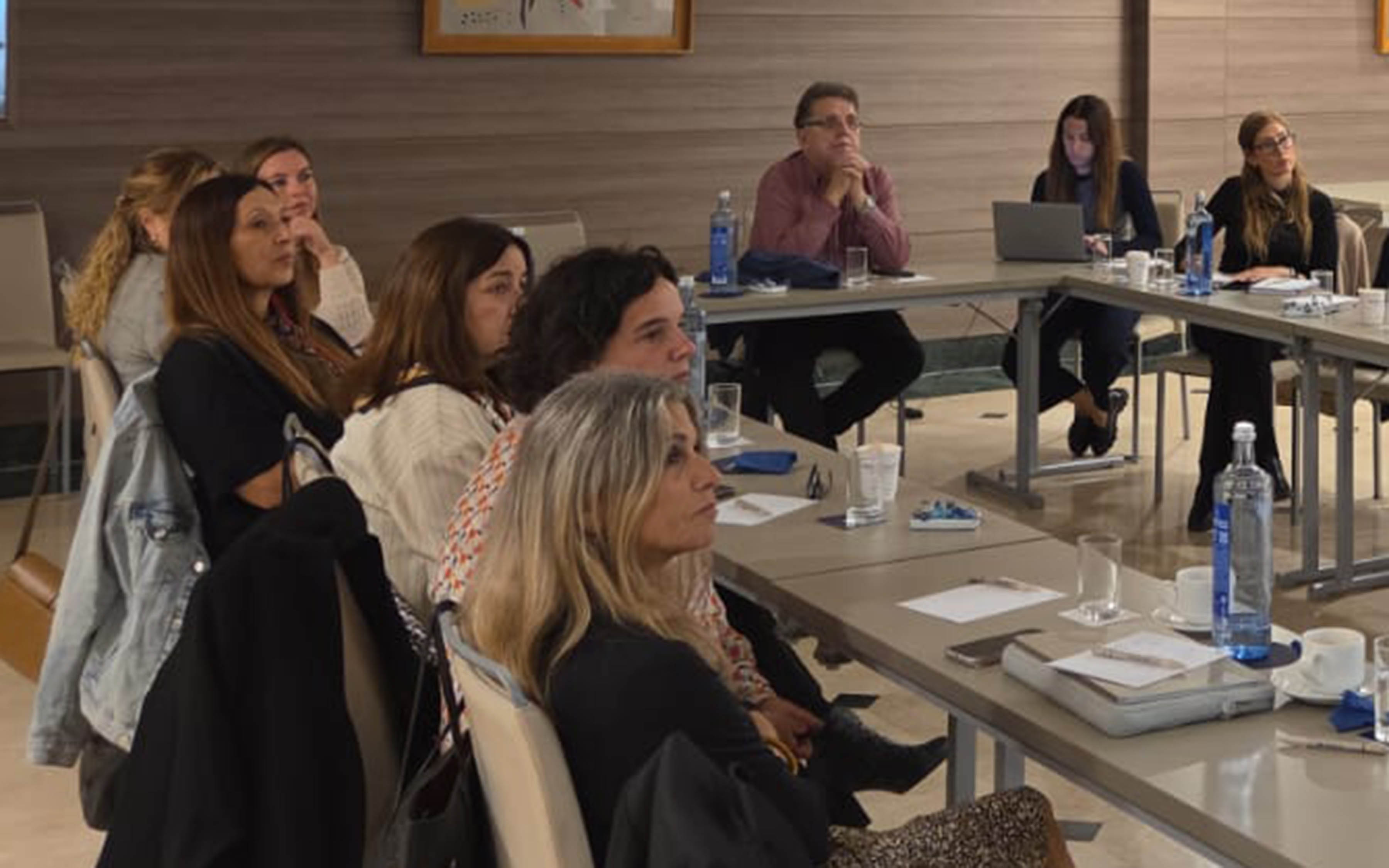 Viajar em segurança, viajar melhor: gestão do risco nas viagens de negócios_Valencia