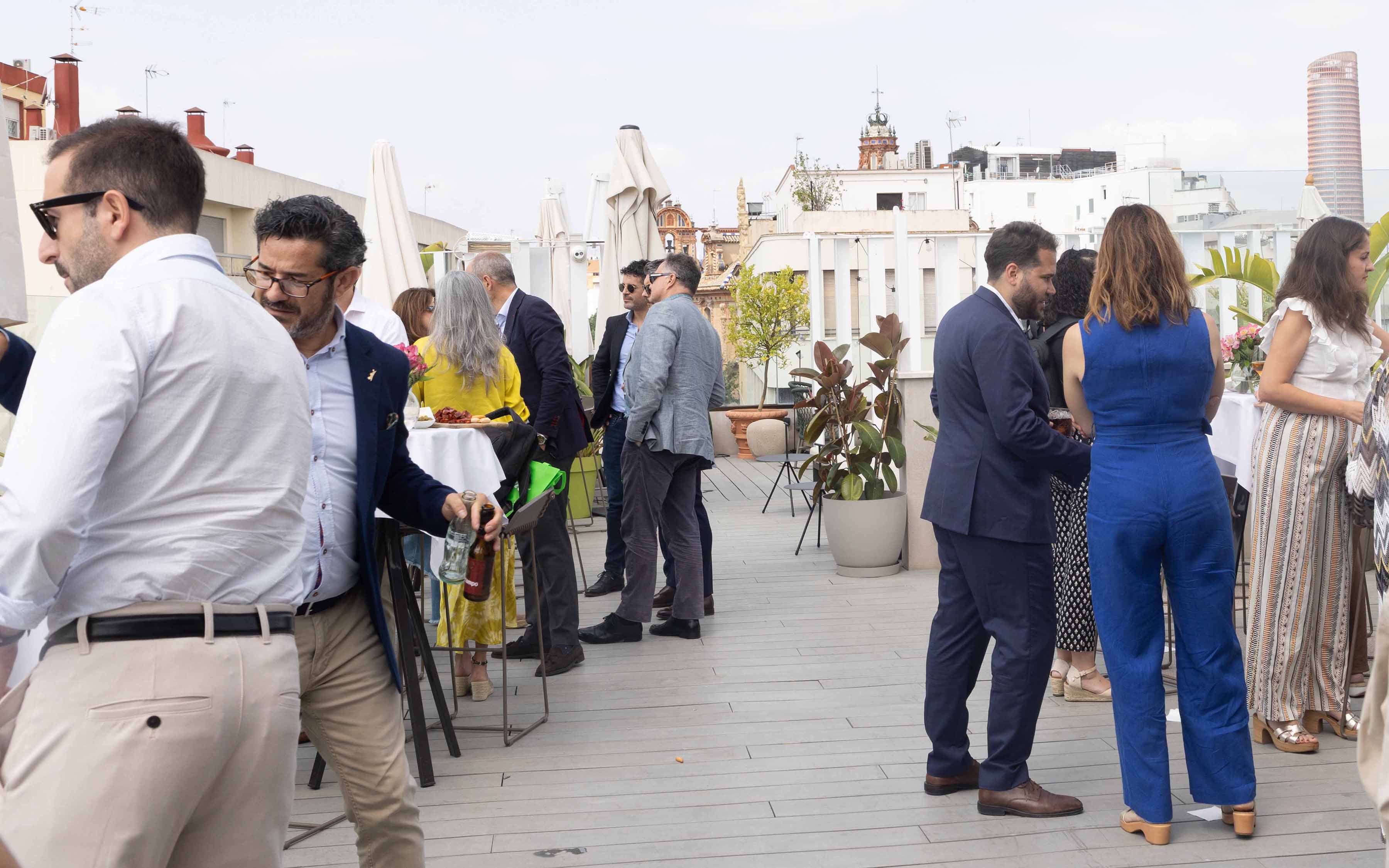 Viagens de negócios em 2025. Como conter a escalada dos preços?_Sevilha